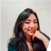 Apprenez l'espagnol de manière ludique ! Cours en ligne interactifs et personnalisés avec une professeure expérimentée.